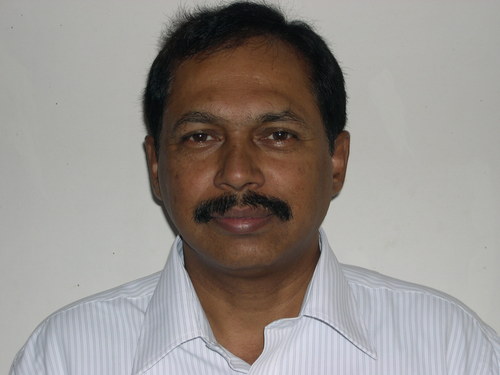 Mechanical Engineer having more than 33 years of experience in steel structural construction