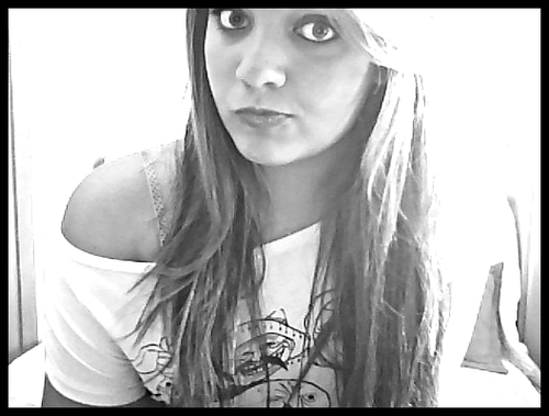 Estudante, looca ,#escorpiana ,chocólatra ,apaixoonada & CORINTHIANA hahá ;pp'  // Qé me cloná hÁaa é impossível.. ♪♫, Segue eu ? *-*