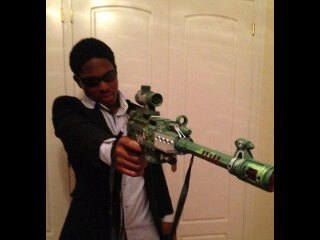 DaurisFreelandP's profile picture. Twitter Oficial de @TortugaMalvada.Soy el siguiente WillSmith en Men In Black,Jefe y dueño de @TortugaMalvada,Enemigo de @QuieroTusKiss.