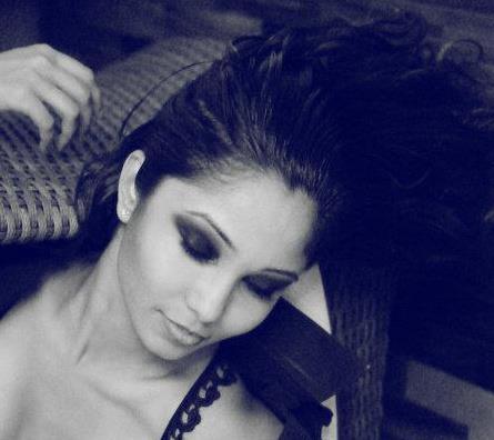 YoshinaRanjaya's profile picture. - Living my life to the fullest with no regrets, and continue to discover the undiscovered :)

Modelling ♥