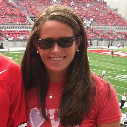 A Miami University grad who loves to shop, be with family and friends, and is mildly obsessed with hockey.