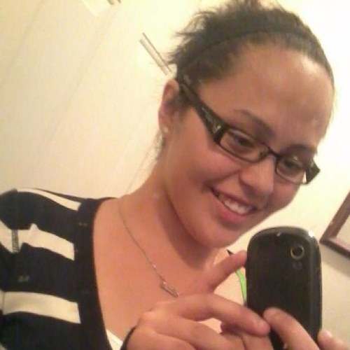 VanessaLoon94's profile picture. #teamfollowback