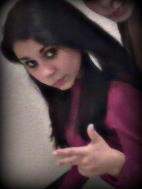 Só paassei akie pra dizer que elaa é mtoo importante pra min, e eu amo mto ela, e nada e nem ninguém muda isso ook' u.u P. @BaxinhaTerrivel ♥