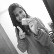 maari_foonseca's profile picture. # aquela que fica vermelha a toa, aquela

que vive sorrindo, aquela que tem um carinho especial por seus amigos