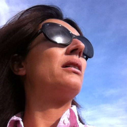 amalbas's profile picture. 