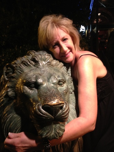 CherylSFink's profile picture. Writer, Traveler & Entrepreneurial Marketer