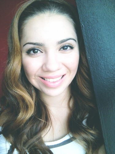 lalalapaola's profile picture. Its ok to lose your pride over someone you love. Don't lose someone you love though, over your pride.