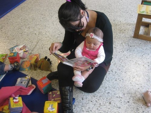 📚Docente, especialista en el campo de la Promoción de Lectura. Lectora e inquieta por la Literatura Infantil y Juvenil.