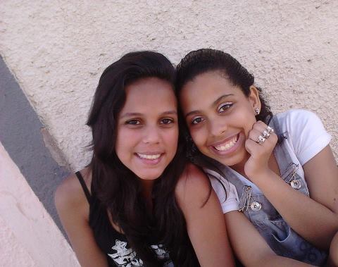 Amooo o ator Micael borges e a sophia abrahao que fazem o casal mas perfeito do mundo ''somiic'' .