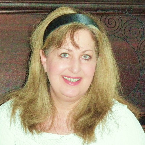 I am a writer of Young Adult and Middle grade books.
My stories encompass teens who find their strengths to overcome adversity. That's life!