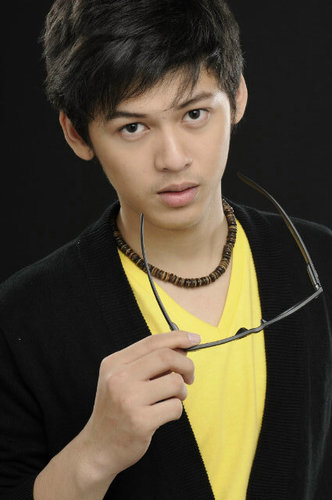 1st OFFICIAL karakter JOJO di SUPER ABG yg telah RESMI+FOLLOWED by @ignatiusjosh ( Ignatius Joshua Rumawas ) [13092012] :)