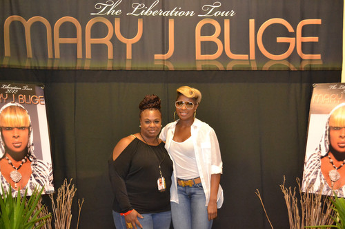Went from freelance mag editor to become CEO of Atl indie based record label.1st female CEO of DAO Music Group/Interscope Records.