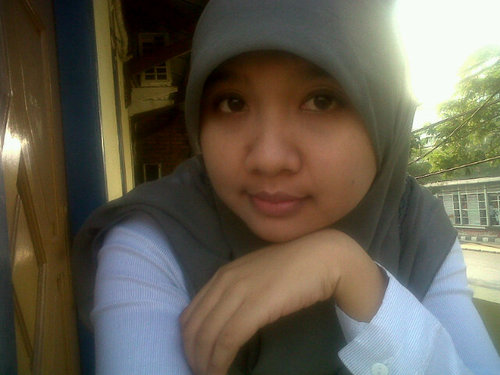 Atma_Arsyilla's profile picture. Belajar kerjasama ƔªηǤ baik .. Yg Lahir di BLORA tgl 25 09 ,,