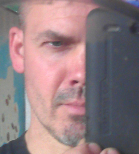 Father of 3. Likes: Astronomy,science, tech',nature,movies,beer. Kidney transplant recipient.