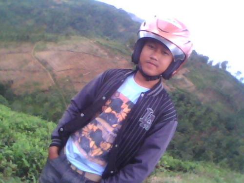 ridzkyhandarben's profile picture. 