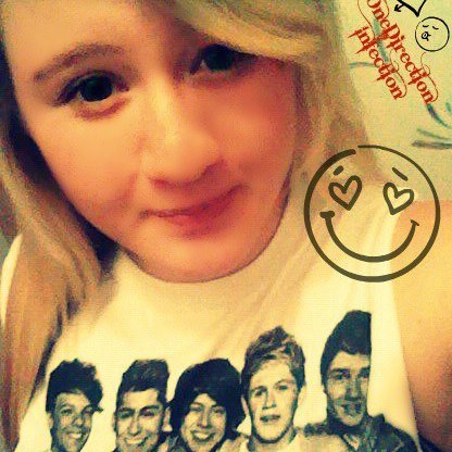 13:)well First I lOove One direction And I would Die For Nialls Laugh And i Would Always Like To live Forever..:)and Live Happy And Funn..:)3