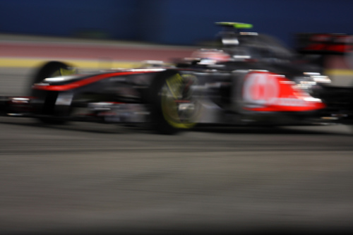 Profile photo taken by me at SingaporeGP 2011.

A cynic.  Lives in the purple.