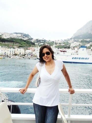 Liztaylore's profile picture. ¿han notado que todos ponen en el perfil lo que comen, alguna manía y/o alguna patología mental?