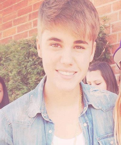 ''Never Say Never'' *-Poiis ngm inveja o feio,nem odeia os fracos.