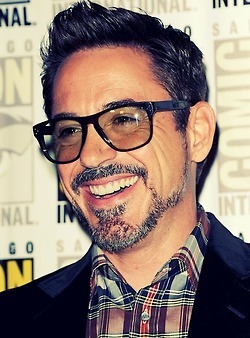 Tony Stark ,