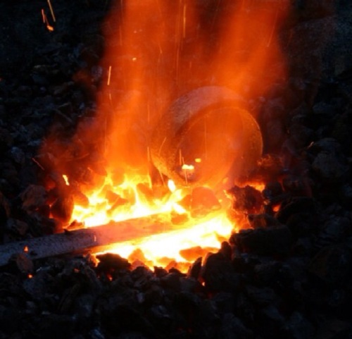 Batholith_forge's profile picture. Husband | Father | Stress Management / Performance Coach | Entrepreneur | Biohacker | I tweet science, technology, wellness, Paleo, and other good stuff.