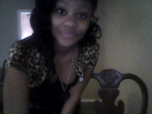 IM JUST A COOL PERSON:)....SO FOLLOW ME...BUT OTHER THEN THAT I LOVE TO SING. My BIRTHDAY February 14: