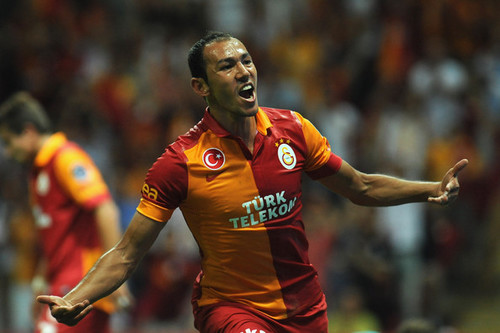FUTBOOL galata saraya geldiğim için çok mutluyum