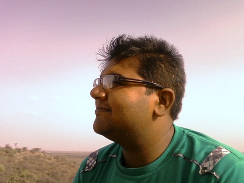 I am an Engineer who is fond of writing poems and stories 
!
