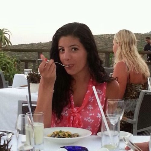 SaraDawleh's profile picture. NES Graduate. AUK Graduate class of '11.