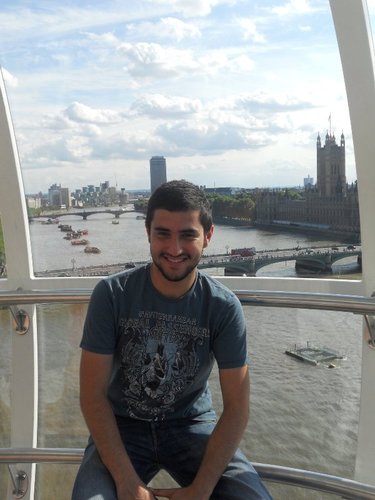 canozdilsiz's profile picture. 