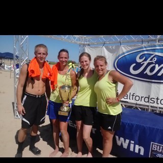 mdiz02's profile picture. 