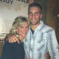 Jana Anthrop (@momanthrop) 's Twitter Profile
