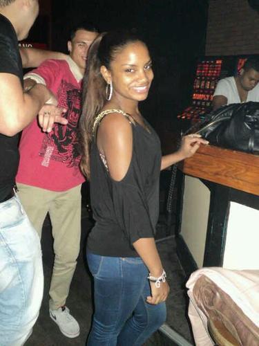 Fameuxse's profile picture. Living mi Vida l0Ca! #YoloThingss..