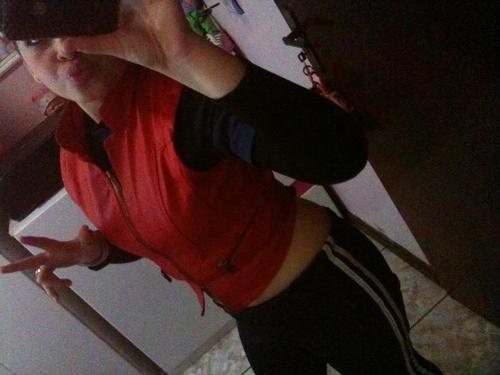 É melhooor Calar-Seee e deixar as pessoas penssarem q vc é um idiotaaa, do que falar e acabar cm a duviidaaa '-' ¬_
