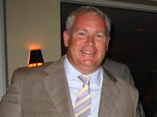 I lead teams of sales professionals focused on driving results for clients in the Automotive Sector.