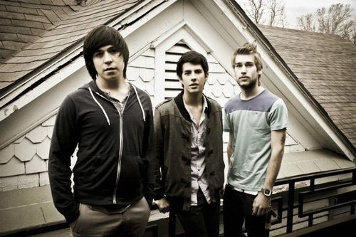This is the official Ohio street team for @redboxharbor Follow them: @RBHmarktheshark @RBHzac And @RBHjerthebear ♥