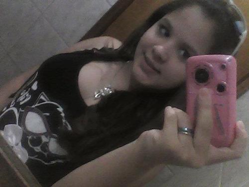 Foco,força,fé e foda-se :)
Quem quiser add http://t.co/pR3na1ER6s