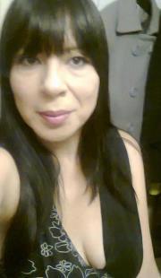 ☎️ Secretaria hace ratoooooo 🌷
🌷  Con ganas de estudiar😓
🐶  Me encantan los perros,  leer, viajar y comer 🦄