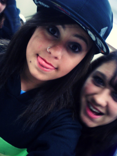 Nath eu te amo muito tipo assim vc é meu inicio, meio e fim, enfim vc é uma linda uma otima amiga e eu te amo 333 u.u By: @6saofirmeza e fim. u.u