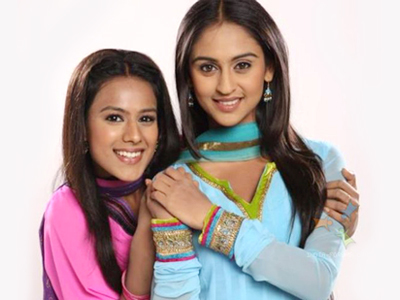 This is the offical fan page of EHMMBH we will give u all the news and news about Krystle,Nia,Kushal,Karan !