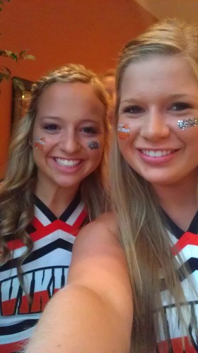 Senior at Hoover. I love people that can make me laugh. God bless our armed forces. #TeamNavy