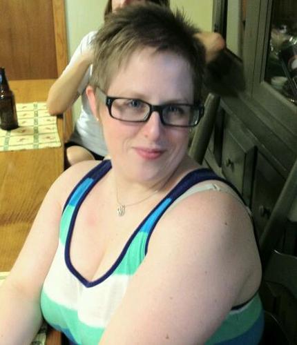 fllngrdian's profile picture. Foodie, uke player, dog lover, bibliophile and wife.