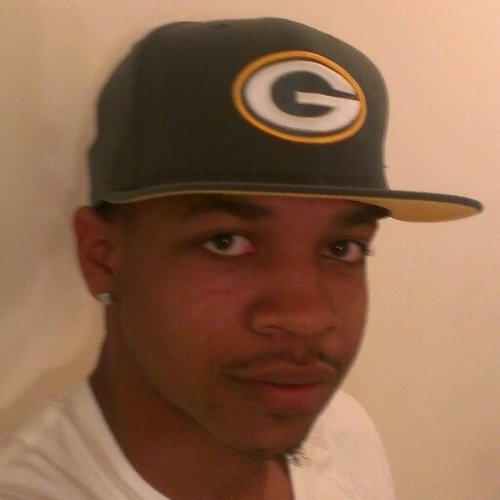 darealm0neymike's profile picture. 