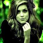 Sophia tii amuh....Somic para sempre......minha divaaah...(rebelde chegou a minha vez o que sou ninguem vai mudar)