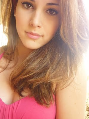 sou bonita? sim. sou legal? sim. ligo para a sua opnião? NÃO! #Fikdica (sou miles)