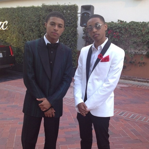 I'm from London.I sometimes see @mindless behavior in the street!