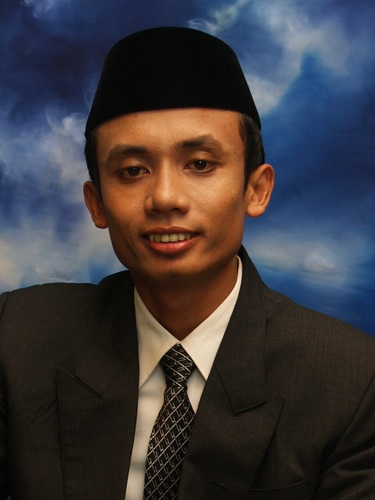 maulanaishak82's profile picture. Maulana ishak bin H.A.Syanwani bin H.Amtsir bin H.Sali bin Piung bin Kantang bin Jambrong bin ...?