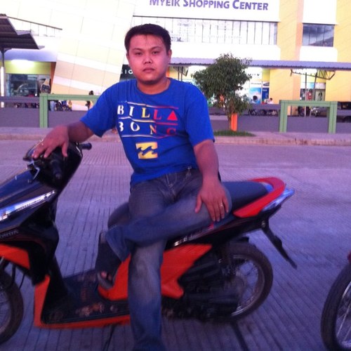 thanhtayzaw's profile picture. 