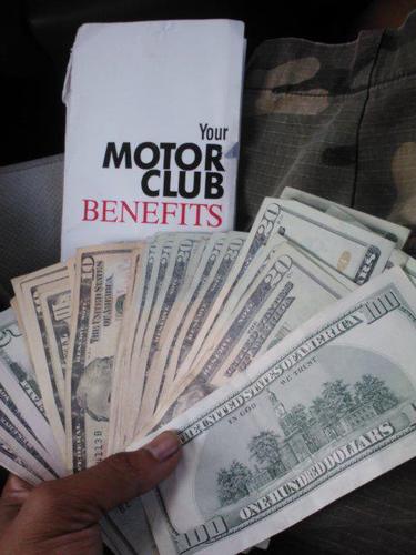 Im a member of MCA Motor Club of America..and im teaching anyone that sign up how to make $2000-$3000 in 1 week for the rest of your LIFE!!!