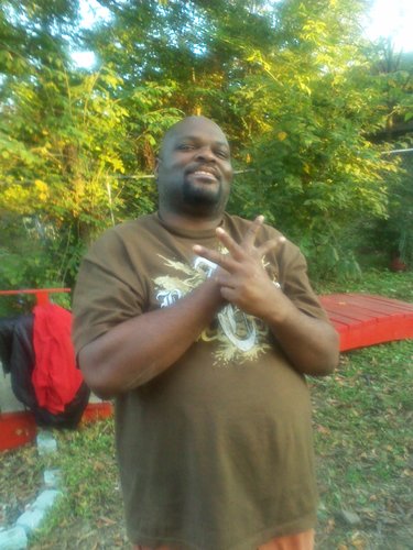 Ive been in tv show Adventures in Hollyhood with 36 mafia,and have been on cds with Project Pat just be chillin mane doing my thang?